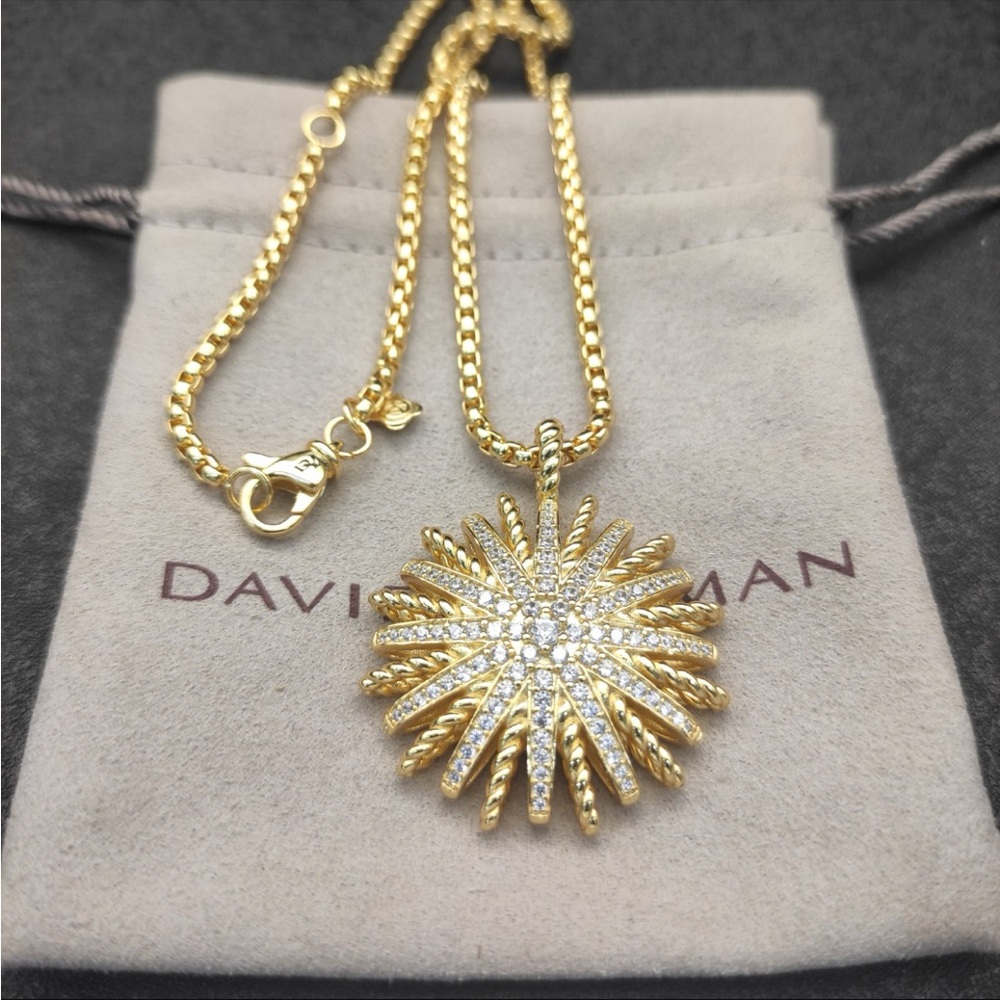David Yurman Gold Sunburst Pendant Necklace - Gold